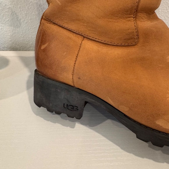 UGG Australia Broome Il Leather and Shearling Riding Boots - Picture 2 of 16